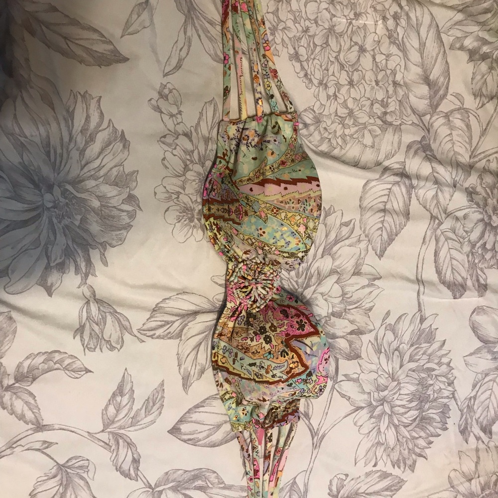 Paisley bandeau push up top